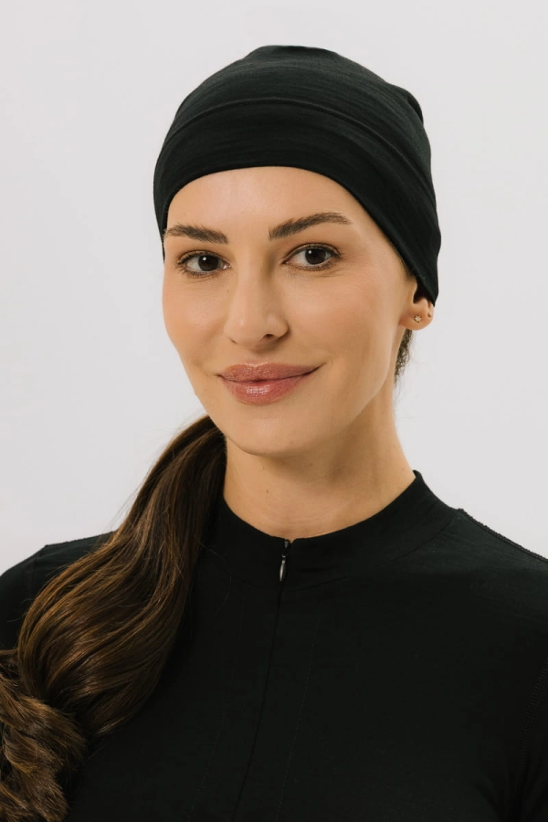 Czapka jednowarstwowa czarna wełniana