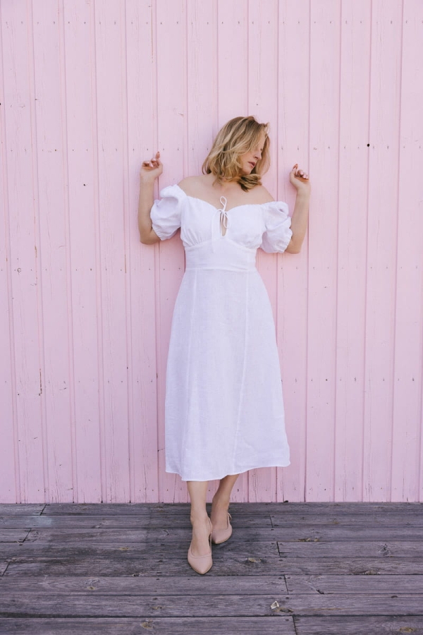 Sukienka Ania Sudoł x Monika Kamińska lniana, biała