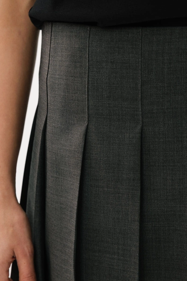 Spódnica plisowana wełniana Chloe, szara