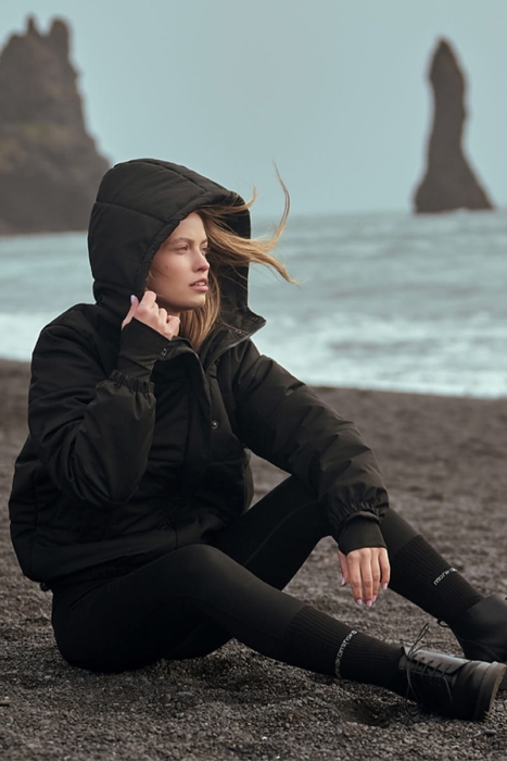 Kurtka Woolaspen wełniana, czarna