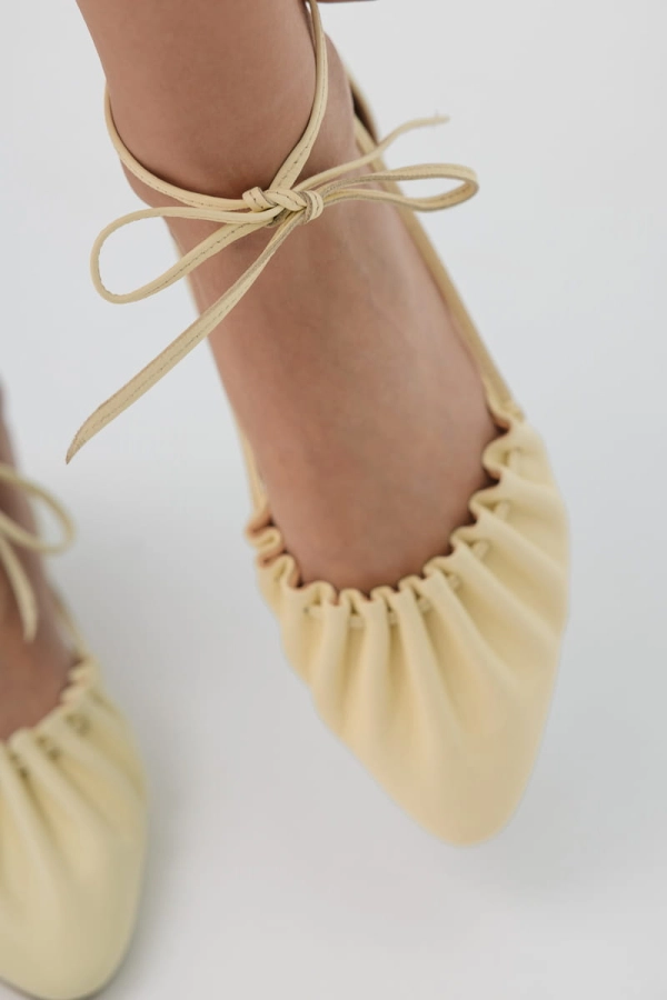 Balerinki Marbella skórzane, masełkowe