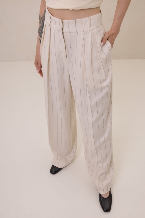 Spodnie Amandy, wiskoza z lnem, kremowe w prążęk