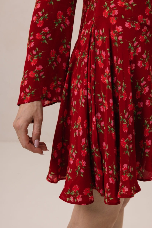 Sukienka Camellia, wiskozowa, czerwona w kwiaty