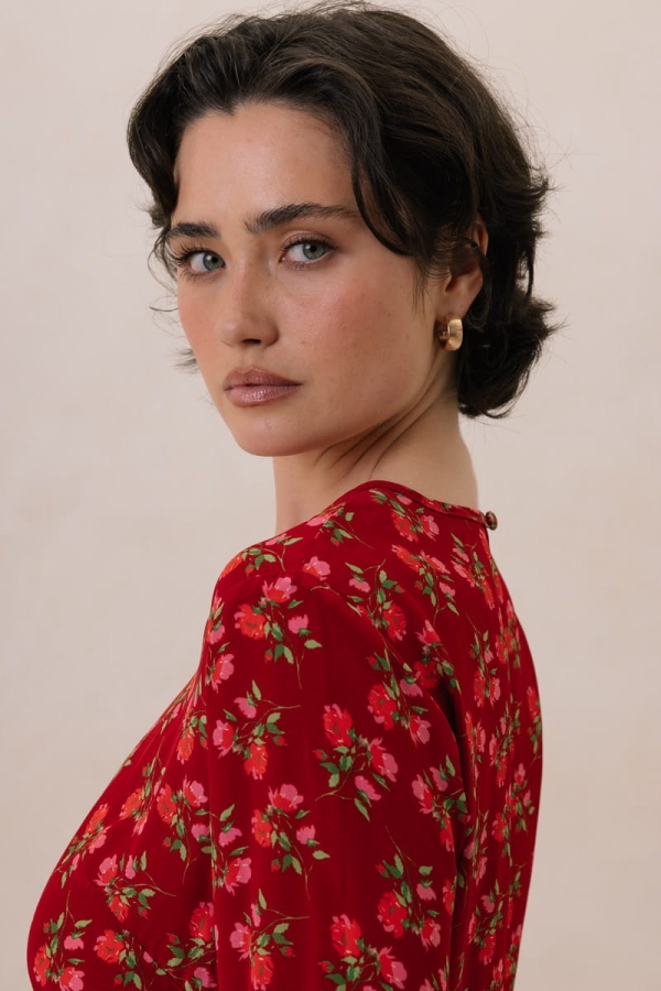 Sukienka Camellia, wiskozowa, czerwona w kwiaty