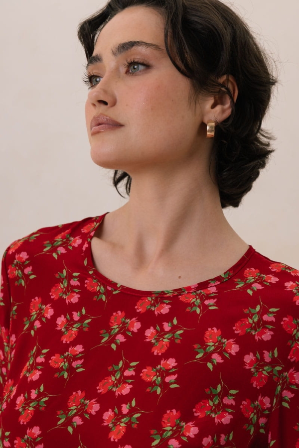 Sukienka Camellia, wiskozowa, czerwona w kwiaty