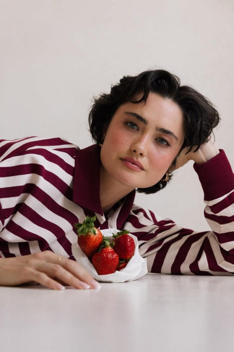 Bluza Polo Janey bawełniana, bordowo-kremowa w paski