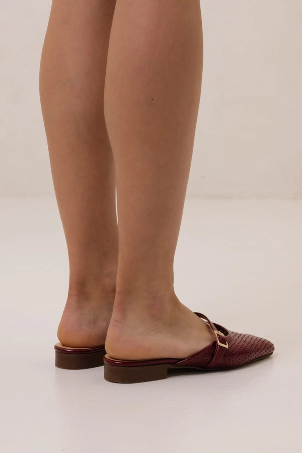 Klapki Sevilla ze skóry lakierowanej , bordowe
