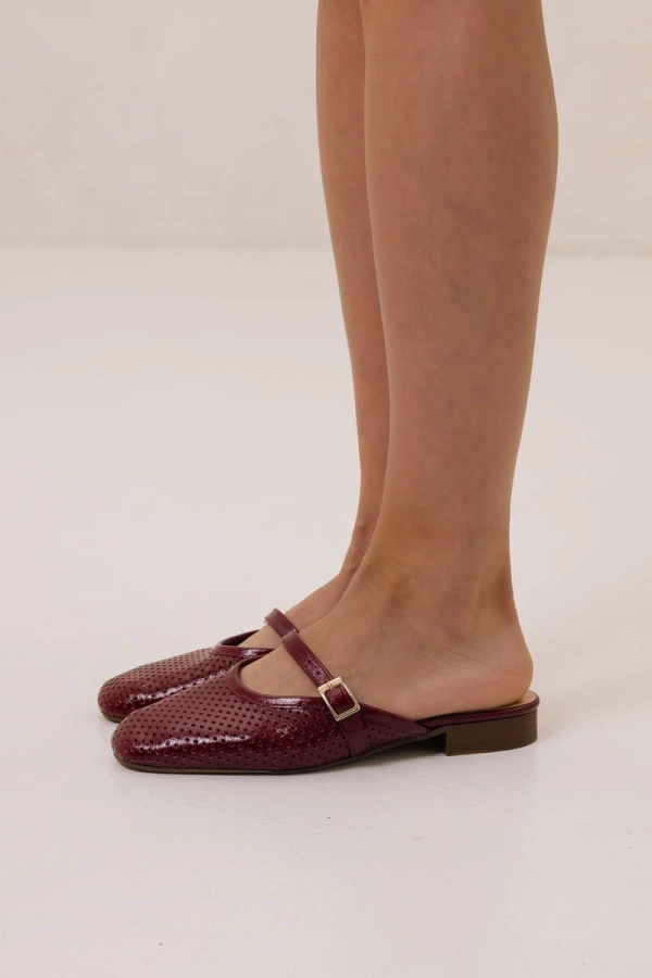 Klapki Sevilla ze skóry lakierowanej , bordowe