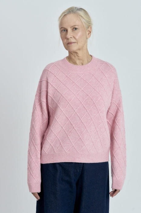 Sweter wełniany w romby Karo, różowy