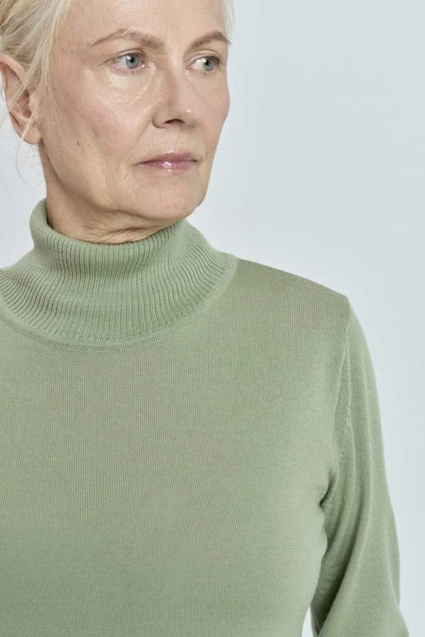 Golf Daisy z wełny merino, zielony