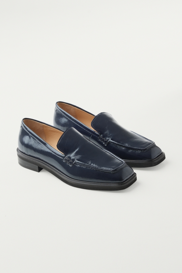Granatowe mokasyny Mode – lakierowana skóra, eleganckie damskie buty