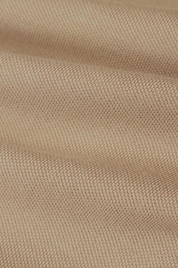 Beżowa dzianina bawełniana – struktura materiału longsleeve polo Class