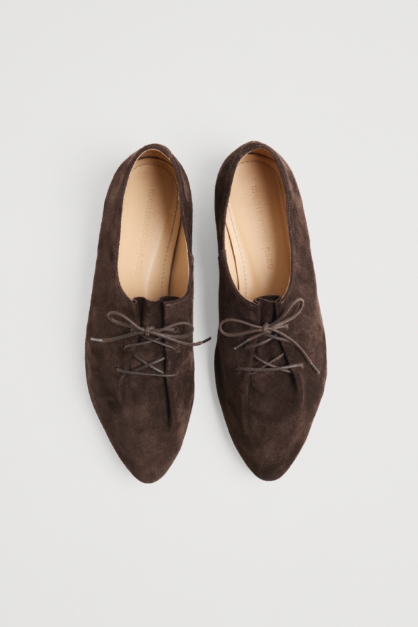 Buty Gia brązowe – widok przodu, klasyczny fason