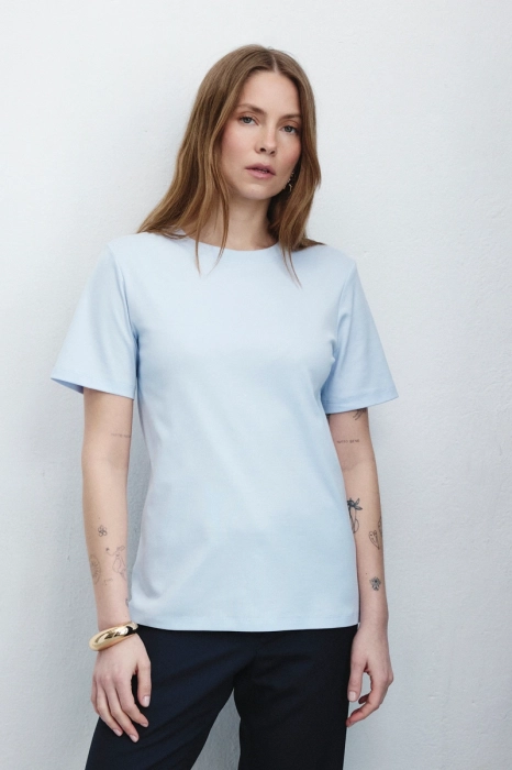 Błękitny t-shirt damski Muse – 100% bawełna Supima, widok przodu