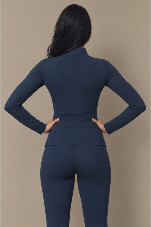Bluza sportowa Pacer, wełna merino, granatowa – widok z tyłu